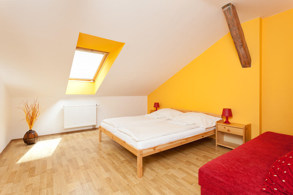 Pohořelice In Vino Bed & Breakfast חדר תמונה