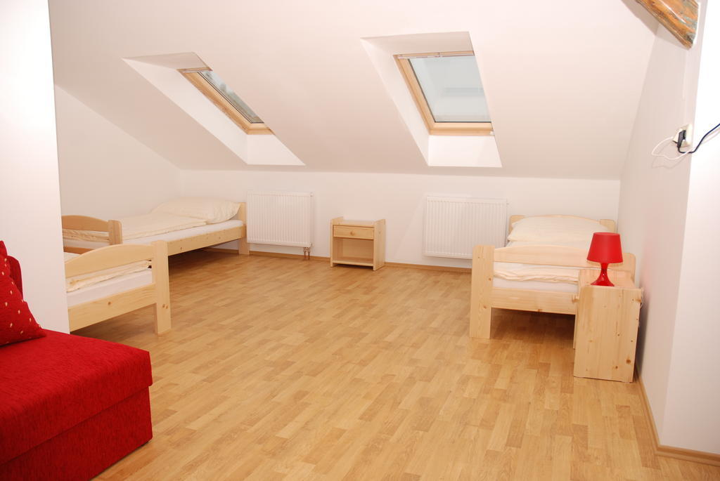 Pohořelice In Vino Bed & Breakfast מראה חיצוני תמונה