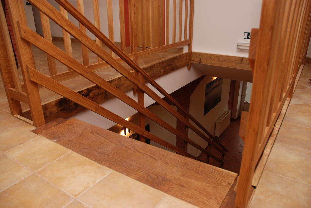 Pohořelice In Vino Bed & Breakfast מראה חיצוני תמונה